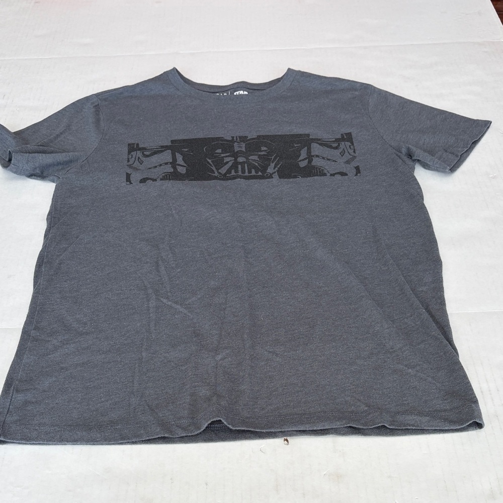 Gray Graphic Men’s Darth Vader T-Shirt - Crew Neck